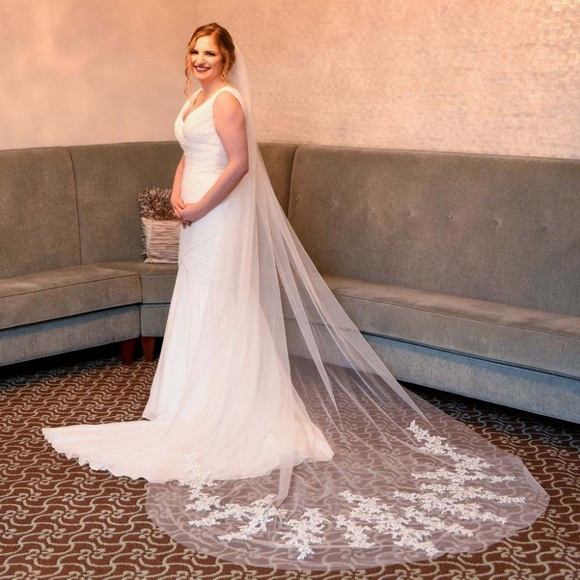 Accessories - Ivory Long Cathedral Floral Applique Veil